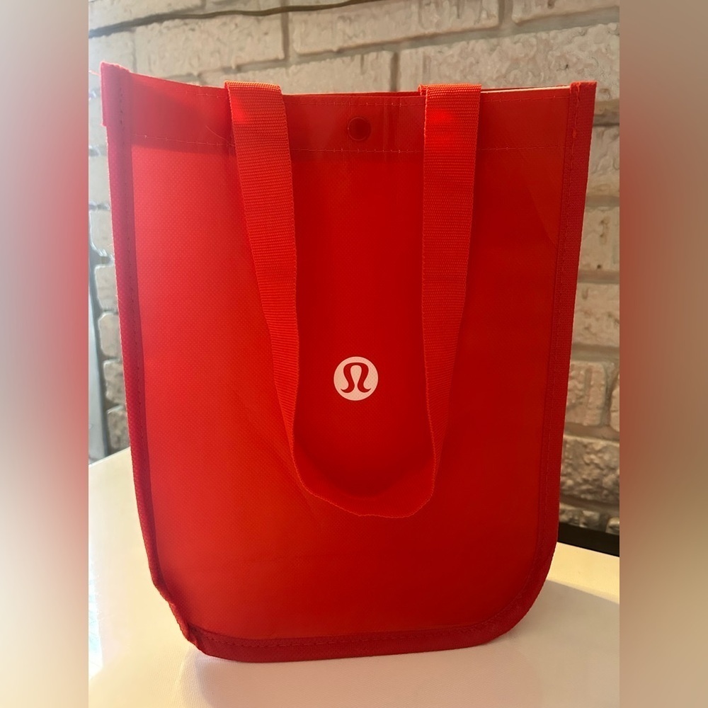 Lululemon empty shopping bag or tote new red and white stripes - Picture 11 of 11